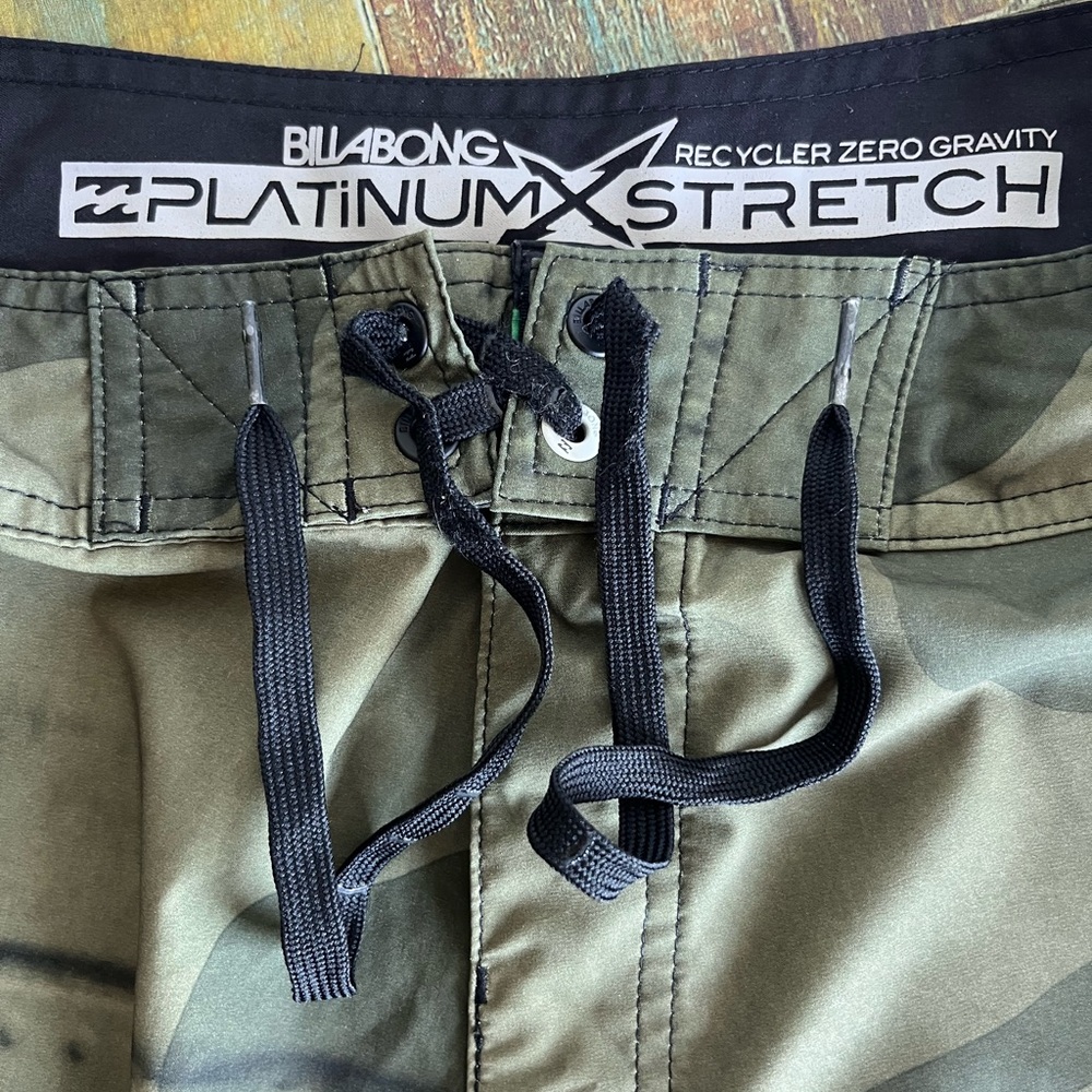Billabong platinum recycler zero gravity stretch surfing board shorts 31 - Picture 8 of 13